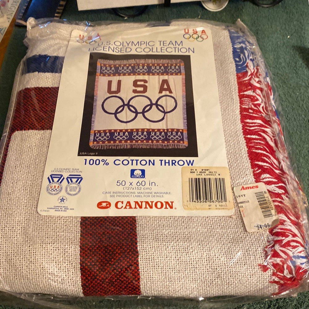 NWT and vintage 1990s U.S. Olympic team 100%